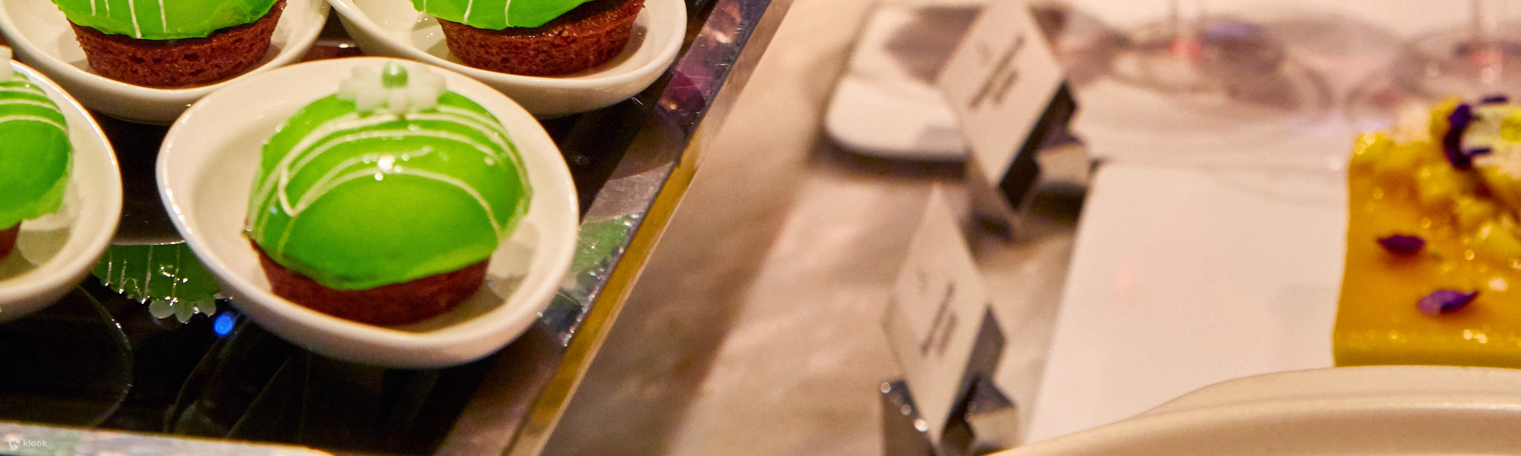 금요일부터 일요일까지 1인 뷔페 저녁 식사